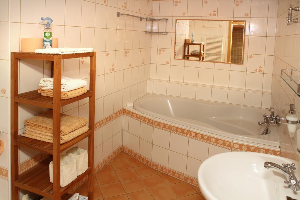 Penzion Pod Hradem Potštejn Extérieur photo